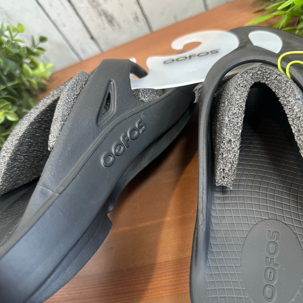 OOFOS Black Women's Sandals Size 9 - Picture 8 of 13